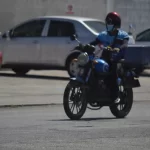 El 95% de motociclistas manejan a su suerte en Quintana Roo